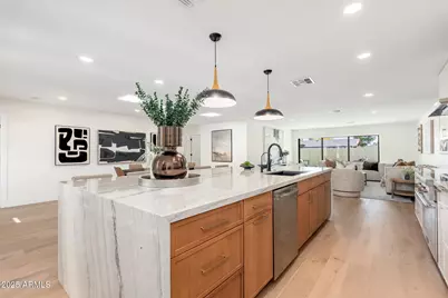 4333 E Fairmount Avenue, Phoenix, AZ 85018 - Photo 13