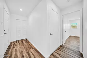 5503 W Carol Ann Way, Glendale, AZ 85306 - Photo 9