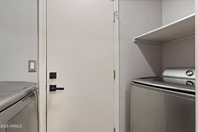 1070 E Sunburst Lane, Tempe, AZ 85284 - Photo 17