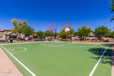 2207 E Hidalgo Avenue, Phoenix, AZ 85040 - Photo 29