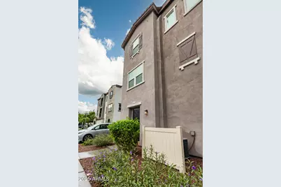 2207 E Hidalgo Avenue, Phoenix, AZ 85040 - Photo 3