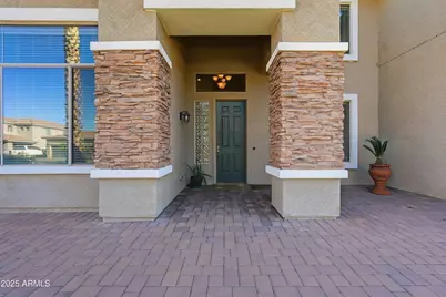 18391 W Port Royale Lane, Surprise, AZ 85388 - Photo 3