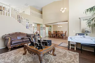 18391 W Port Royale Ln, Surprise, AZ 85388 - Photo 7