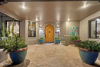 8626 E Santa Catalina Drive, Scottsdale, AZ 85255 - Photo 5