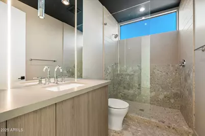 4537 E Montecito Avenue, Phoenix, AZ 85018 - Photo 23