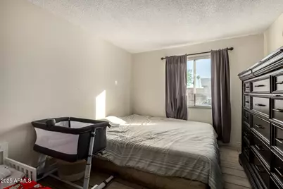 8001 W College Drive, Phoenix, AZ 85033 - Photo 11