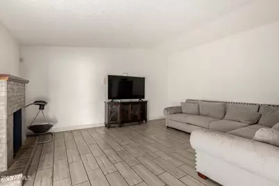 8001 W College Drive, Phoenix, AZ 85033 - Photo 3