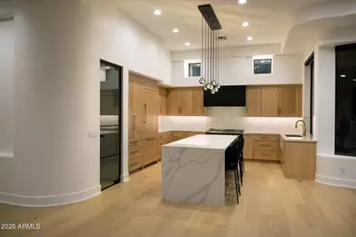 12999 E Corrine Drive, Scottsdale, AZ 85259 - Photo 9