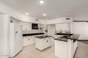 2438 N Forest Cir, Mesa, AZ 85203 - Photo 19