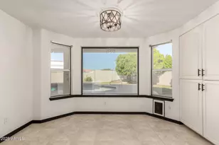 2438 N Forest Cir, Mesa, AZ 85203 - Photo 15