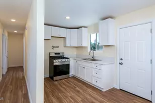 50644 N 1st St, Aguila, AZ 85320 - Photo 15