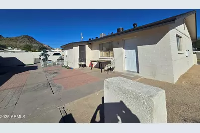 338 E Vogel Avenue, Phoenix, AZ 85020 - Photo 19