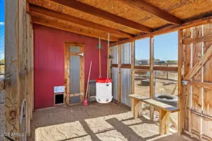 24617 N Laredo Ln, Paulden, AZ 86334 - Photo 31