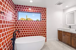 4142 E Stanford Dr, Phoenix, AZ 85018 - Photo 15