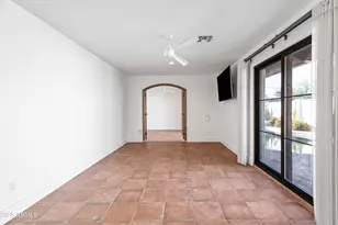 4142 E Stanford Dr, Phoenix, AZ 85018 - Photo 25