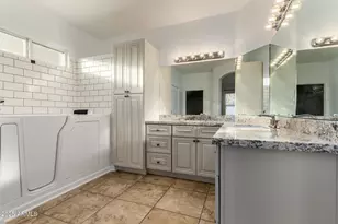 1423 E Peach Tree Dr, Chandler, AZ 85249 - Photo 19