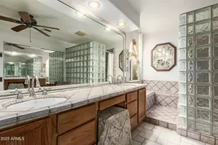 15619 N 7th Dr, Phoenix, AZ 85023 - Photo 11