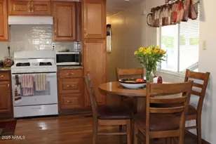 303 S Recker Rd, Mesa, AZ 85206 - Photo 7