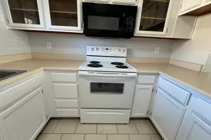 455 S Mesa Dr, Mesa, AZ 85210 - Photo 7