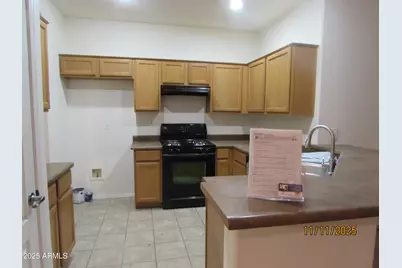 102 N 118th Avenue, Avondale, AZ 85323 - Photo 5