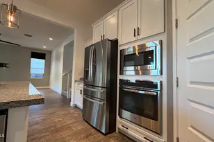 4536 E Walter Way, Phoenix, AZ 85050 - Photo 9