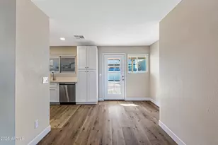 525 W Sundance Way, Chandler, AZ 85225 - Photo 9