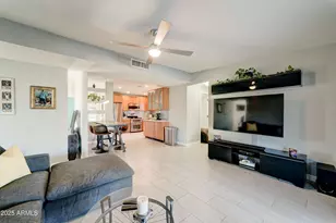 3352 E Mescal St, Phoenix, AZ 85028 - Photo 13