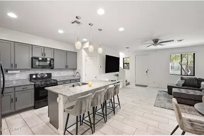 5807 W Warner Street, Phoenix, AZ 85043 - Photo 5