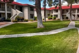 10610 S 48th St, Phoenix, AZ 85044 - Photo 3