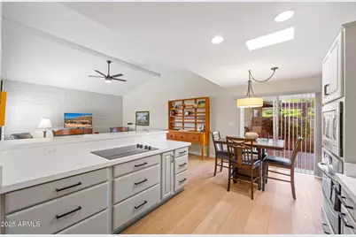 4800 N 68th Street #320, Scottsdale, AZ 85251 - Photo 3