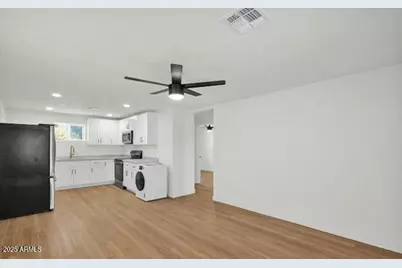 202 S 2nd Street, Buckeye, AZ 85326 - Photo 13