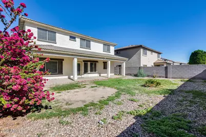 17435 W Saguaro Lane, Surprise, AZ 85388 - Photo 5