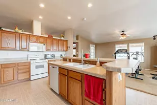 17538 N Stonebluff Rd, Maricopa, AZ 85139 - Photo 23