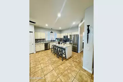 3239 E Sequoia Drive, Phoenix, AZ 85050 - Photo 9