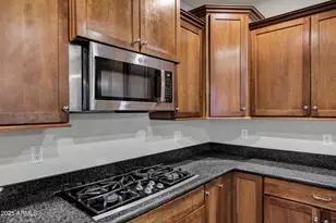 3918 E Cat Balue Dr, Phoenix, AZ 85050 - Photo 33