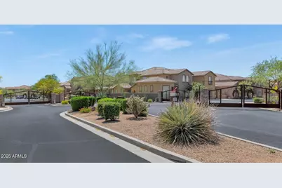 3918 E Cat Balue Drive, Phoenix, AZ 85050 - Photo 43