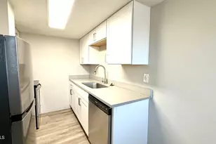 44 E Roanoke Ave, Phoenix, AZ 85004 - Photo 15