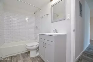 44 E Roanoke Ave, Phoenix, AZ 85004 - Photo 9