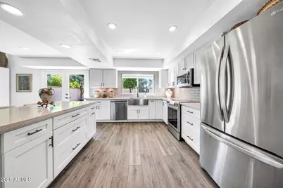 7750 E Pleasant Run, Scottsdale, AZ 85258 - Photo 11