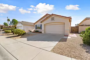 17471 N Fairway Dr, Surprise, AZ 85374 - Photo 11