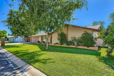 201 W Diana Avenue, Phoenix, AZ 85021 - Photo 25