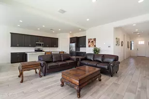 9329 W Sells Dr, Phoenix, AZ 85037 - Photo 7