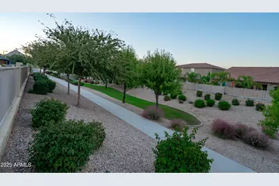 2180 W Emrie Avenue, San Tan Valley, AZ 85144 - Photo 37