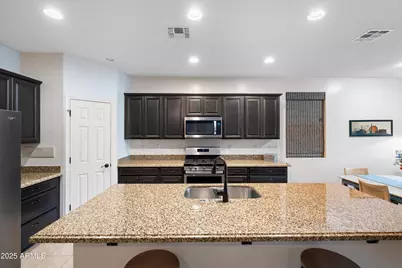 2180 W Emrie Avenue, San Tan Valley, AZ 85144 - Photo 11