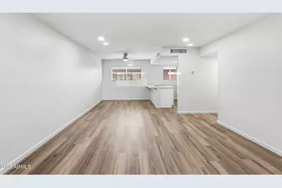 6544 N 12th Street N #19, Phoenix, AZ 85014 - Photo 9