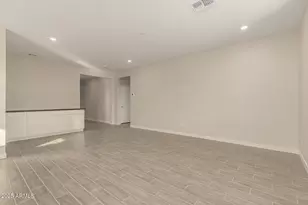 18353 W Villa Hermosa Ln, Surprise, AZ 85387 - Photo 7