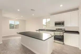 18353 W Villa Hermosa Ln, Surprise, AZ 85387 - Photo 9