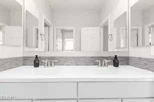 10043 W Foothill Dr, Peoria, AZ 85383 - Photo 25