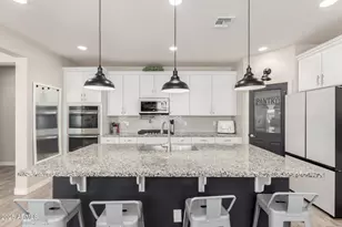 10043 W Foothill Dr, Peoria, AZ 85383 - Photo 13