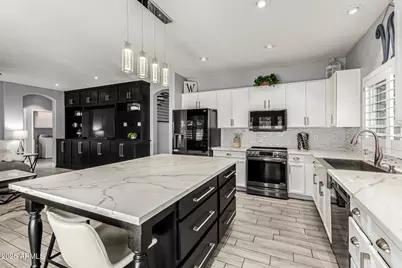 7732 W Louise Drive, Peoria, AZ 85383 - Photo 11